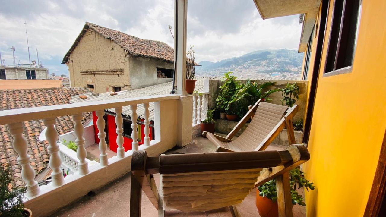Hostal La Guayunga Rooftop Quito Exterior foto
